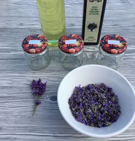 Selbstgemachter Kräutersirup