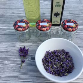 Selbstgemachter Kräutersirup