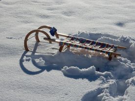 Schlitten im Schnee